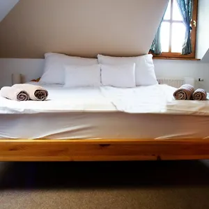Guest house Grand Slam Park