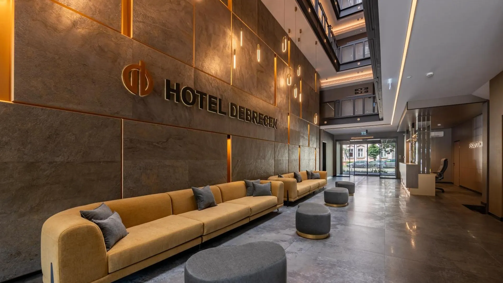 ***  Hotel Debrecen Macaristan