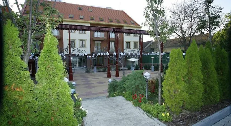 Hotel Óbester Debrecen